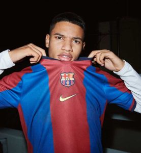 Barcelona a její netradiční dresy Které barvy byly nejúspěšnější